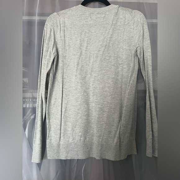 Banana Republic v neck sweater - Picture 2 of 3